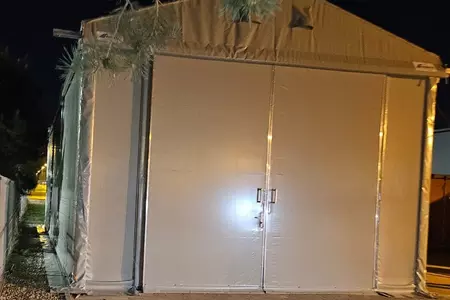 Hala namiotowa Muszyńscy Okna Drewniane- Stargard