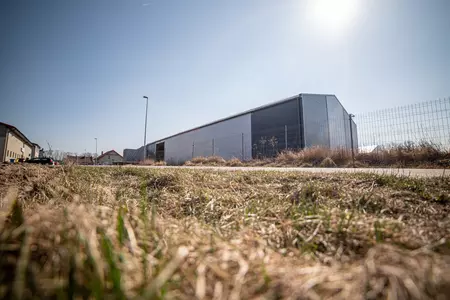 Budowa hali przepisy prawne