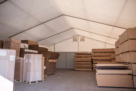 hale namiotowe i stalowe różnice